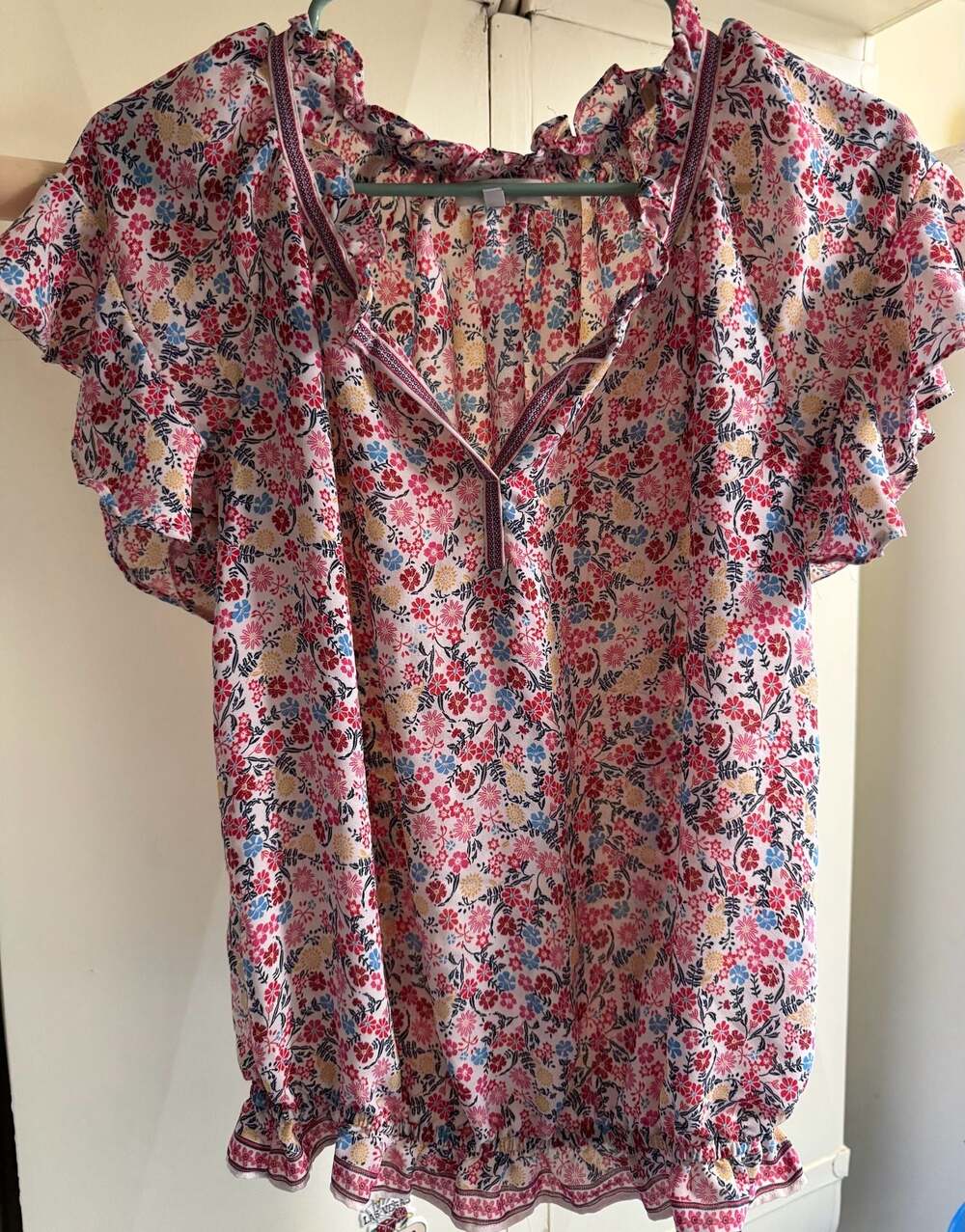 Max Studio Floral Print Ruffle Sleeve Blouse Size S